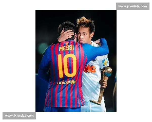 世俱杯温情时刻：阿什拉夫主动换衣致敬梅西，传承与友谊的延续