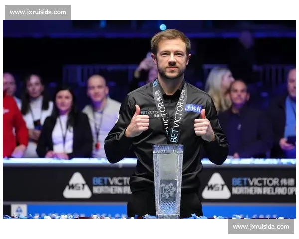 利索夫斯基首冠锁双资格！中国 4 将闯冠中冠，世界排名更新